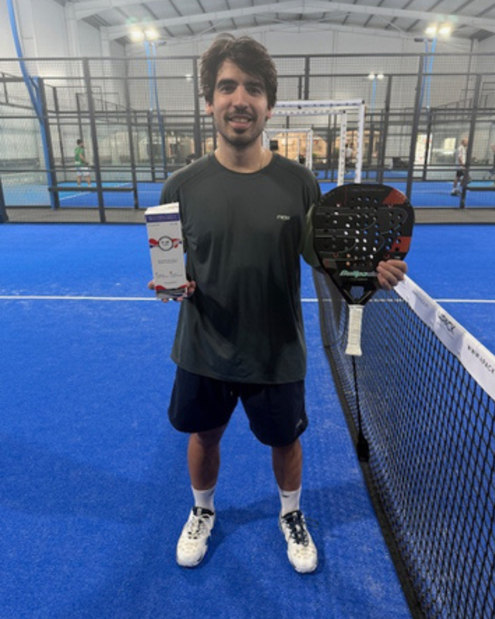 Review by — José C,